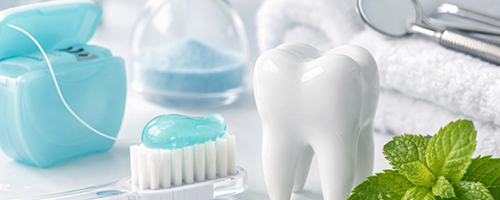 Zahn, Zahnpasta, Zahnseide, Minzblätter